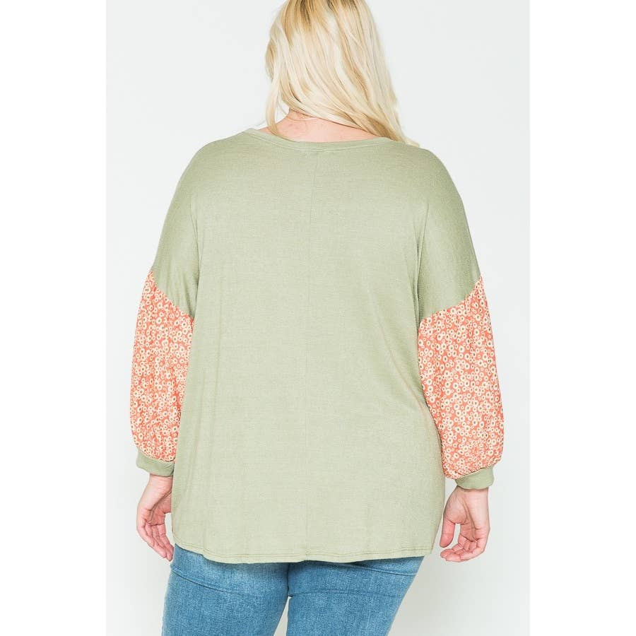 Plus Size Floral & Solid Color Blocked Top