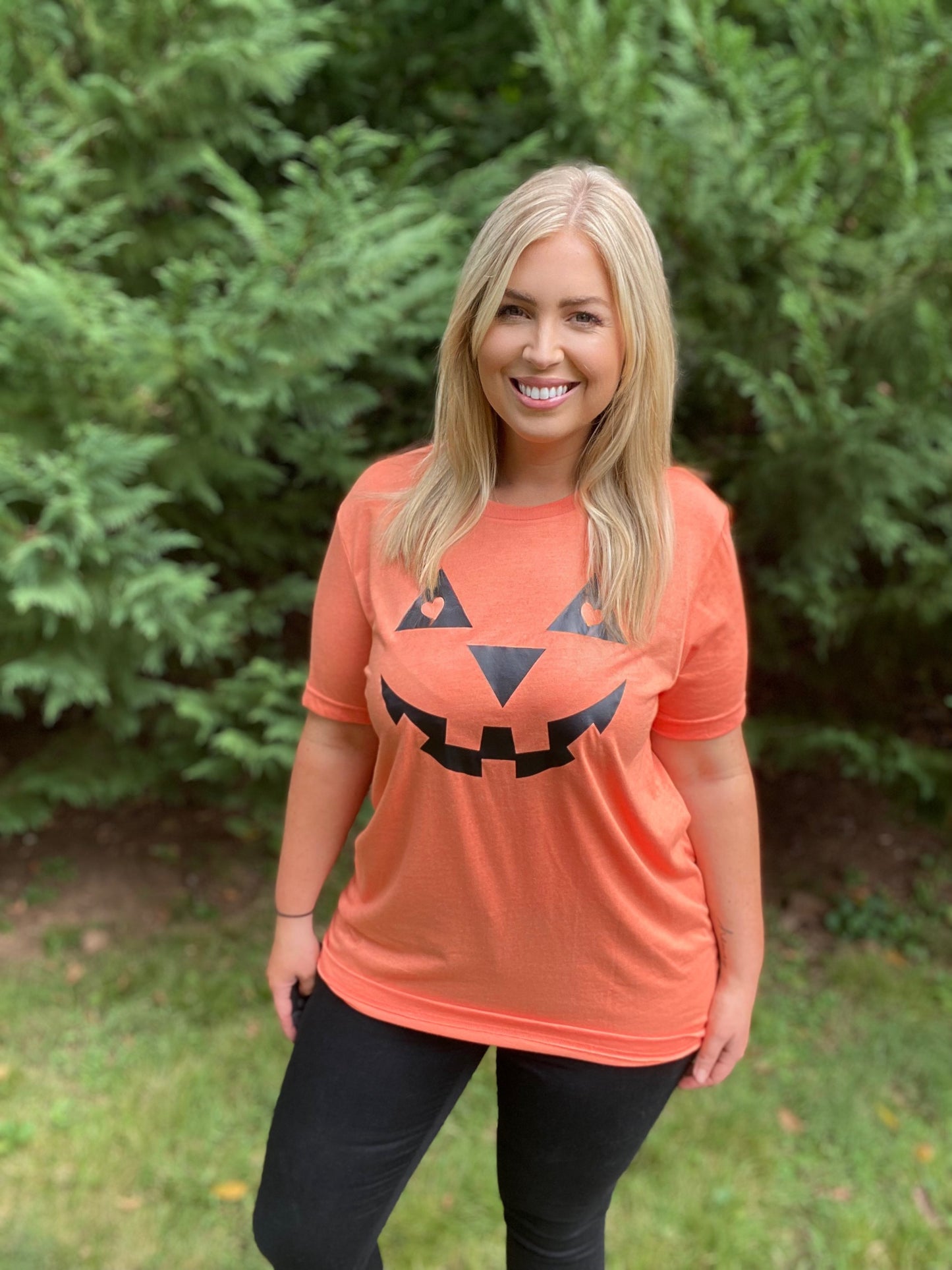 Heart Eyes Jack-O-Lantern Graphic Tee